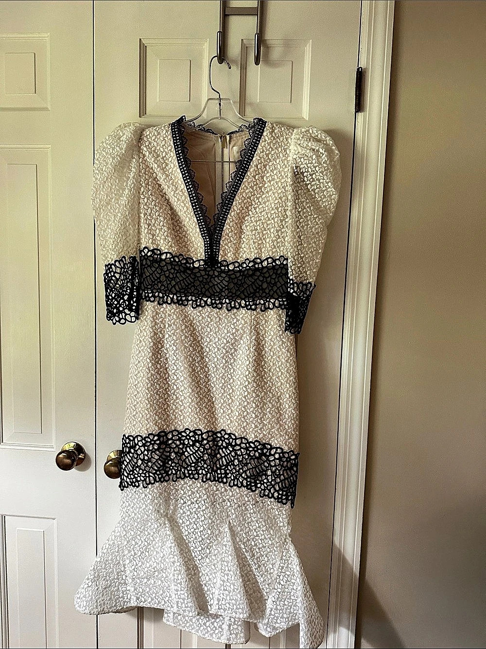 BRONX & BANCO Floral Lace Trim Midi Dress in White & Black Like New